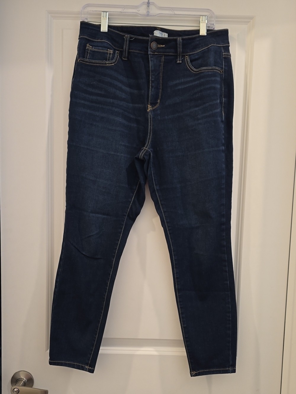 Time and Tru Women's Dark Blue Skinny Jeans